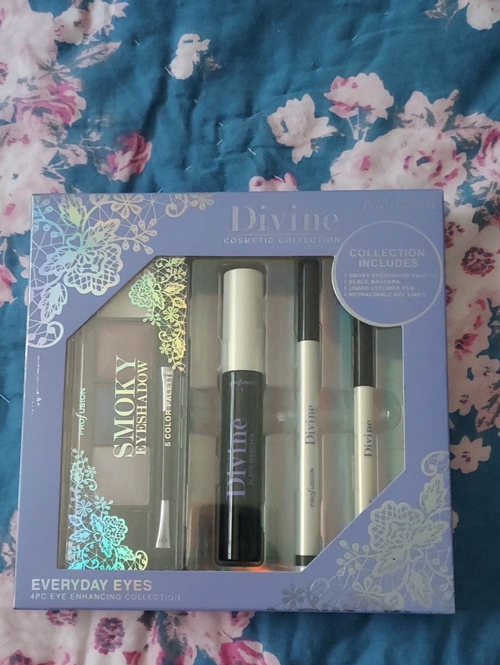New Everyday Eyes 4-Piece Eye Makeup Set